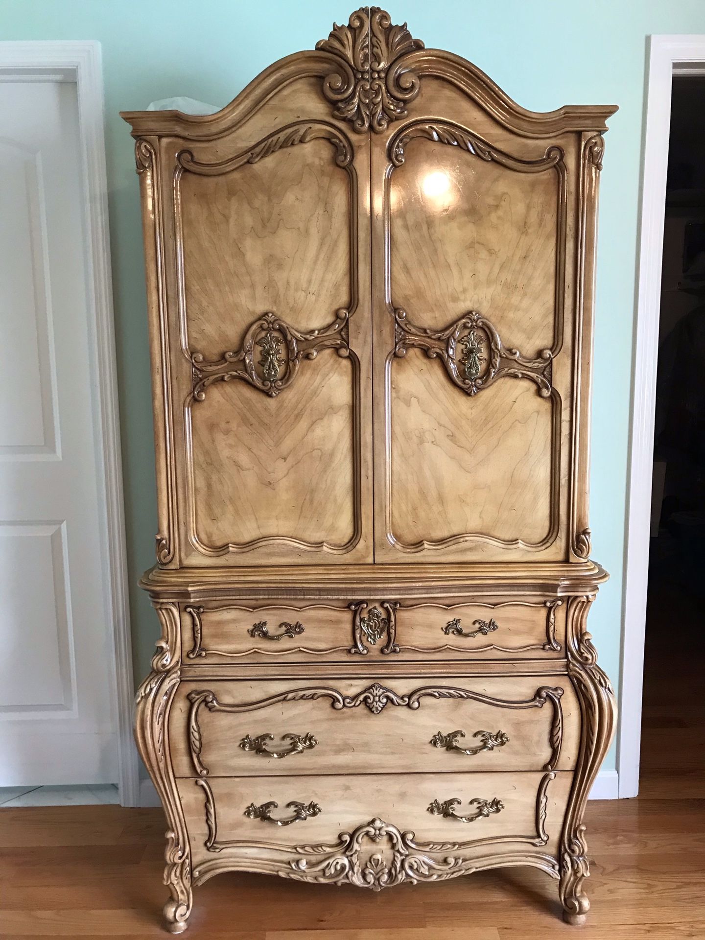 European Bedroom Furniture