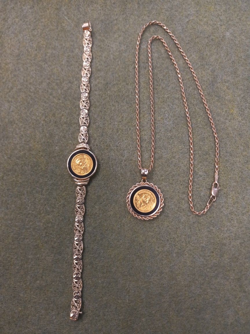Matching Gold Panda Jewelry