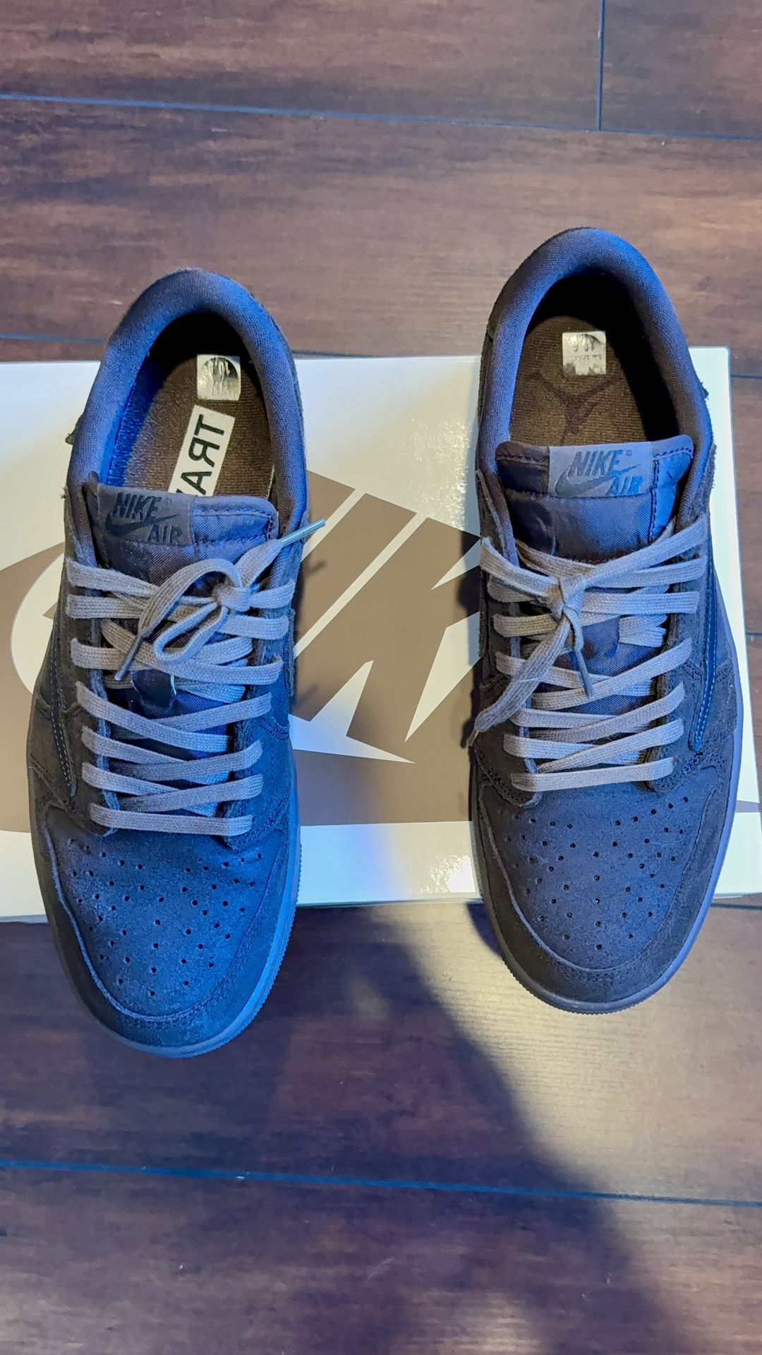 Jordan 1 Travis Scott Velvet Brown Size 10.5  VNDS