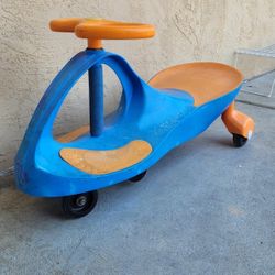 PLASMA CAR FOR KIDS, STRONG BUILT, GREAT CONDITION, $15