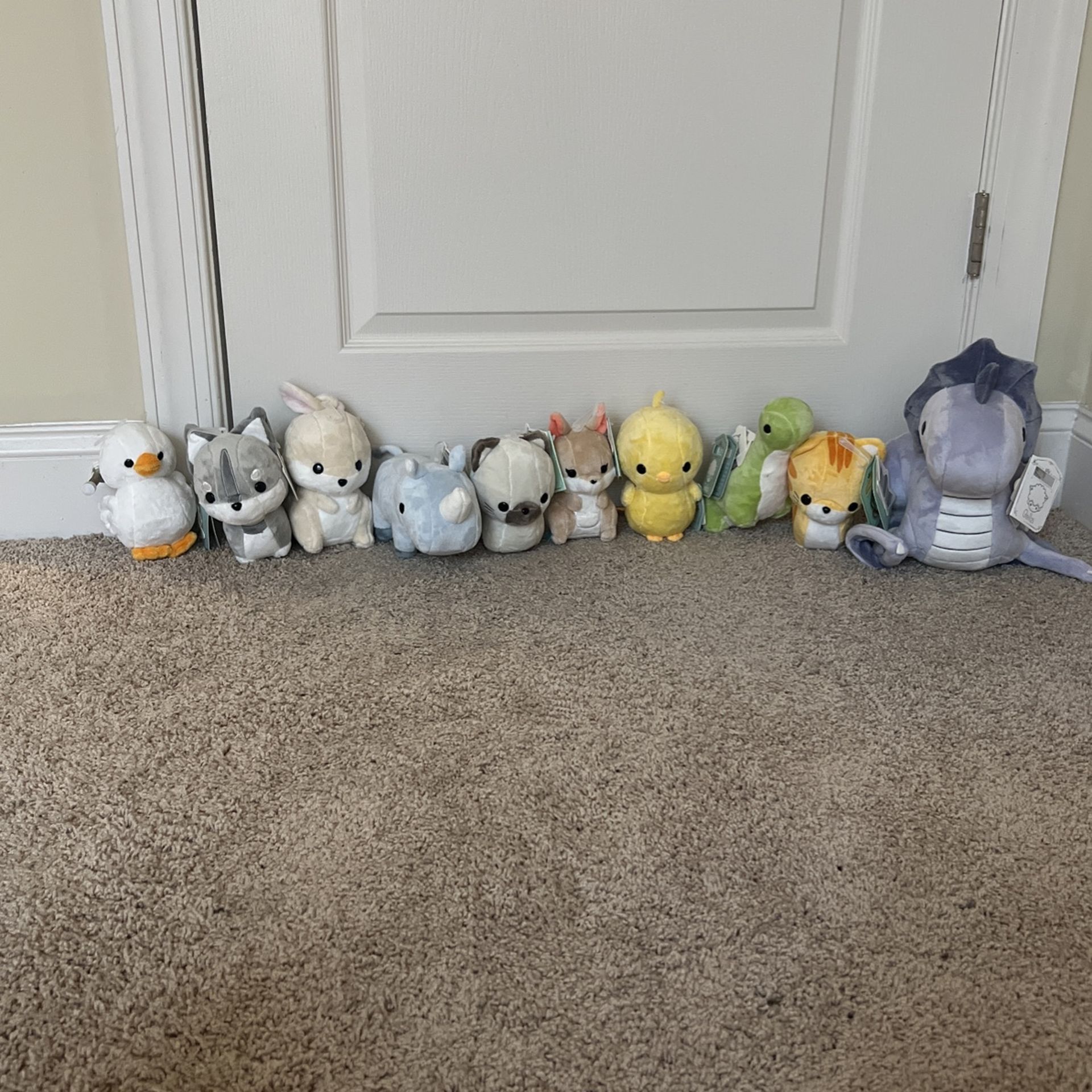 Bellzi Plushies