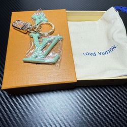 Louis Vuitton Keychain With Box