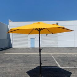 9 Feet Patio Umbrella With Tilt