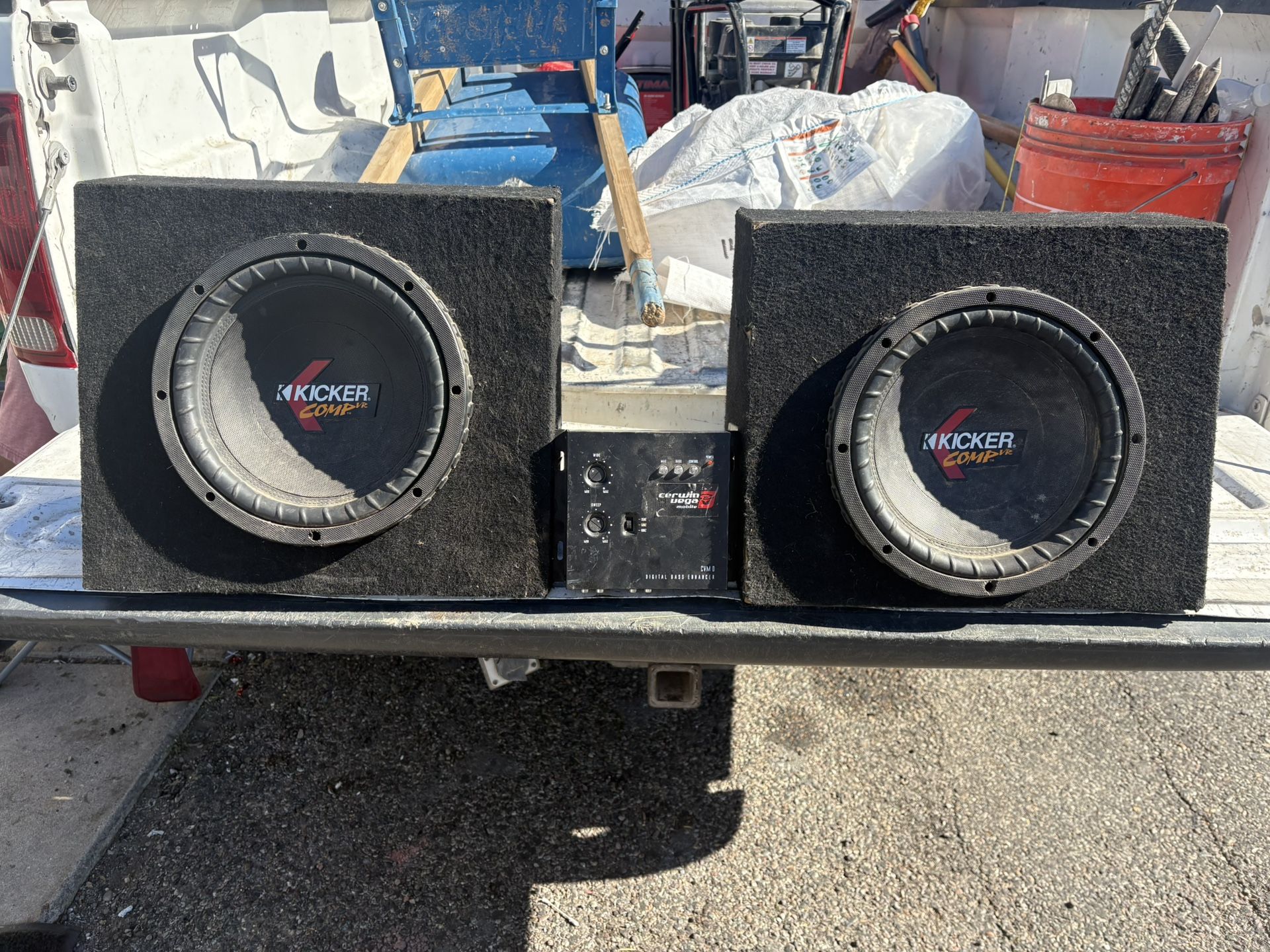 Kicker Base for Sale in Tucson, AZ - OfferUp