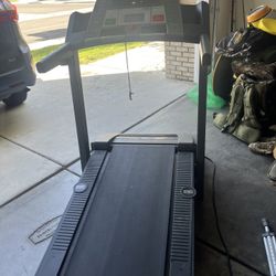 Treadmill 