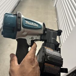 Makita Roofing Nail Gun