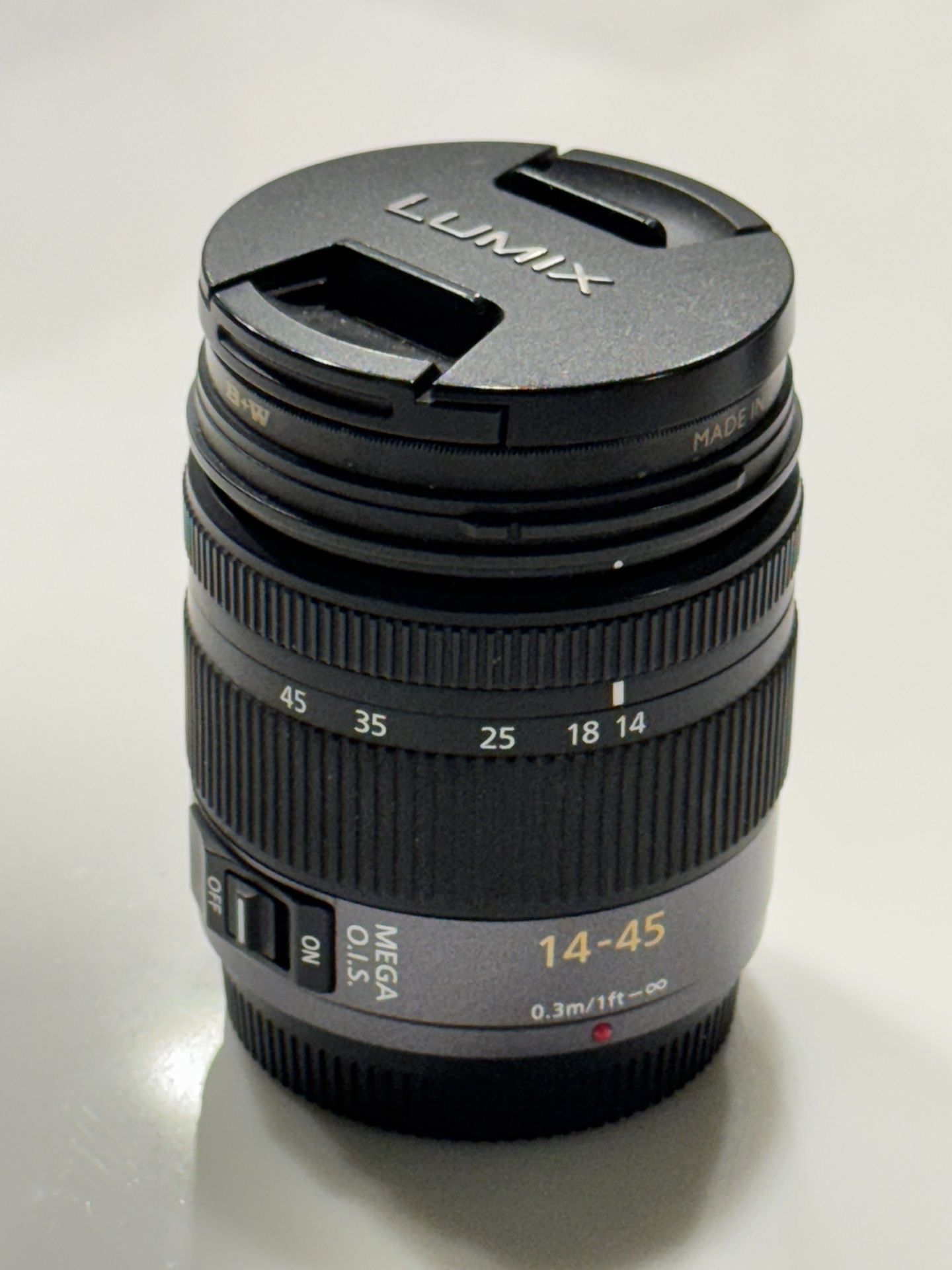 Lens