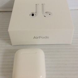 APPLE WIRELESS HEADPHONES GOOD CONDITION
