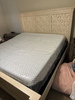 Ashley Sleep Gruve 14 Inch Plush Memory Foam King Mattress