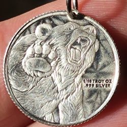 3g Pure Silver Grizzly Bear Pendant - New - 25mm 