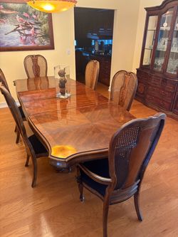 Bernhardt complete dining room set