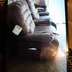 2 Lift Chairs