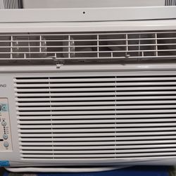 12,000 BTU Air Conditioner