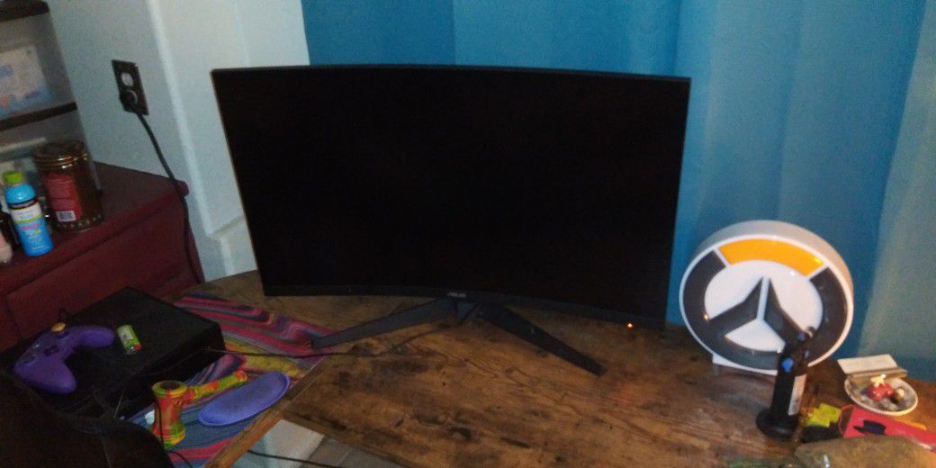 32 In Curved Gaming Monitor