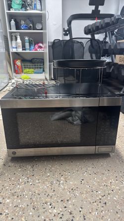 GE Microwave / Air Fryer