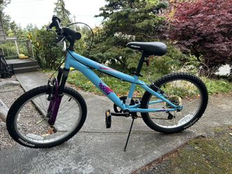Mongoose kids bike blue