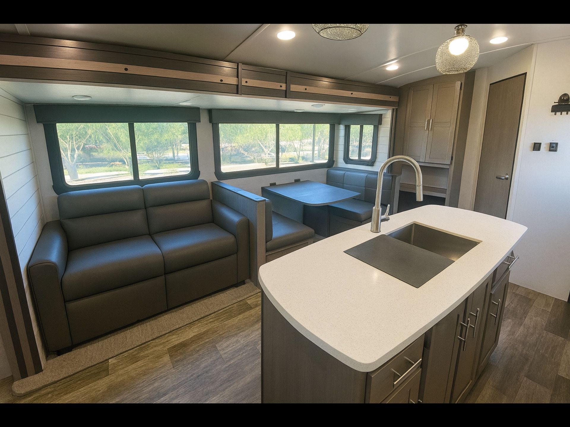 2023 Crossroads Sunset Trail 331BH