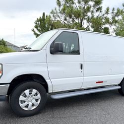 2013 Ford E-250