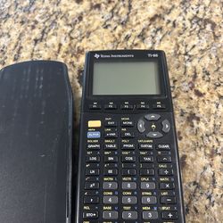 Texas Instruments TI-86 Graphing Calculator with Case + 4 new batteries