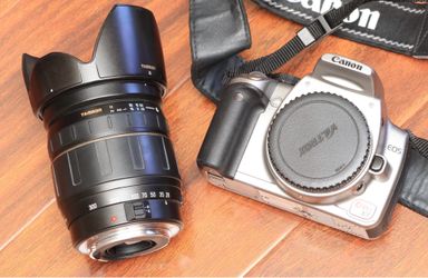 Canon rebel xt vintage film camera