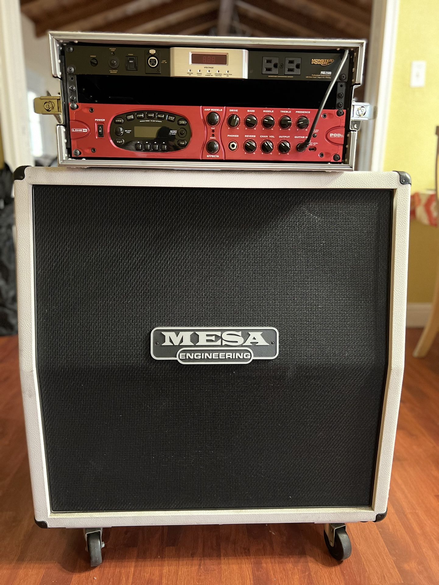 Line 6 Pod Xt Road Case Monster 