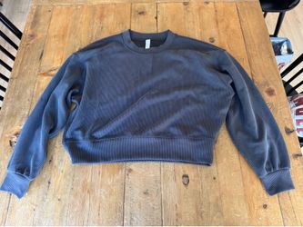 Lululemon Ribbed Softstreme Perfectly Oversized Cropped Crew- Size 4