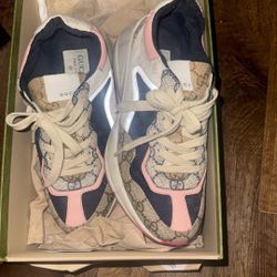 Gucci Shoes 