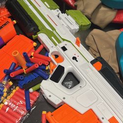 Nerf guns +darts please read description 