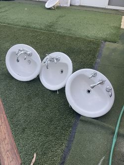 4 Sinks Including Faucets