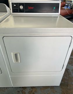 UniMac Heavy-Duty Commercial Electric Dryer — $500