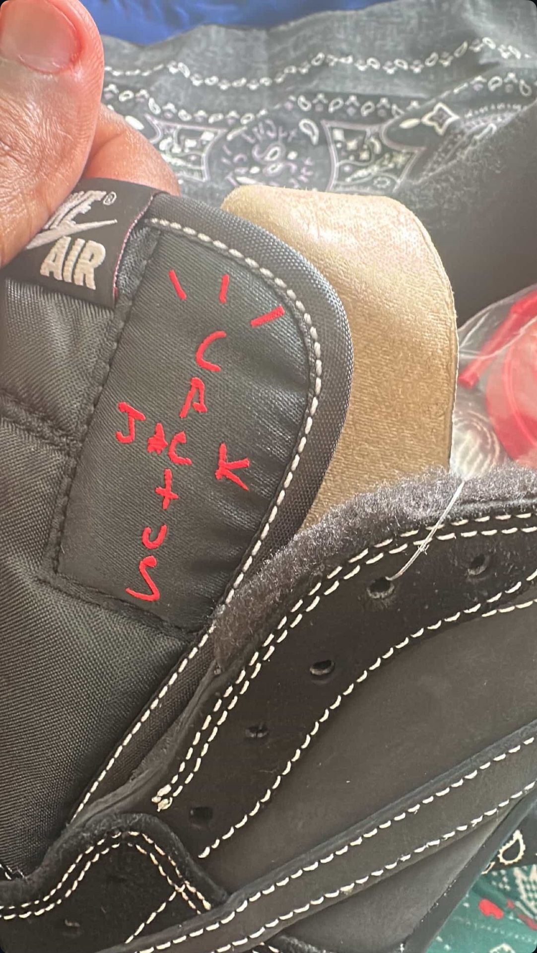 Travis Scott Phantom Lows