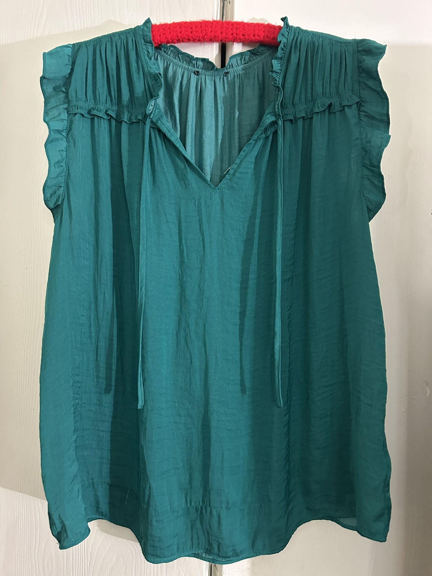 Green Blouse!!! Size XL