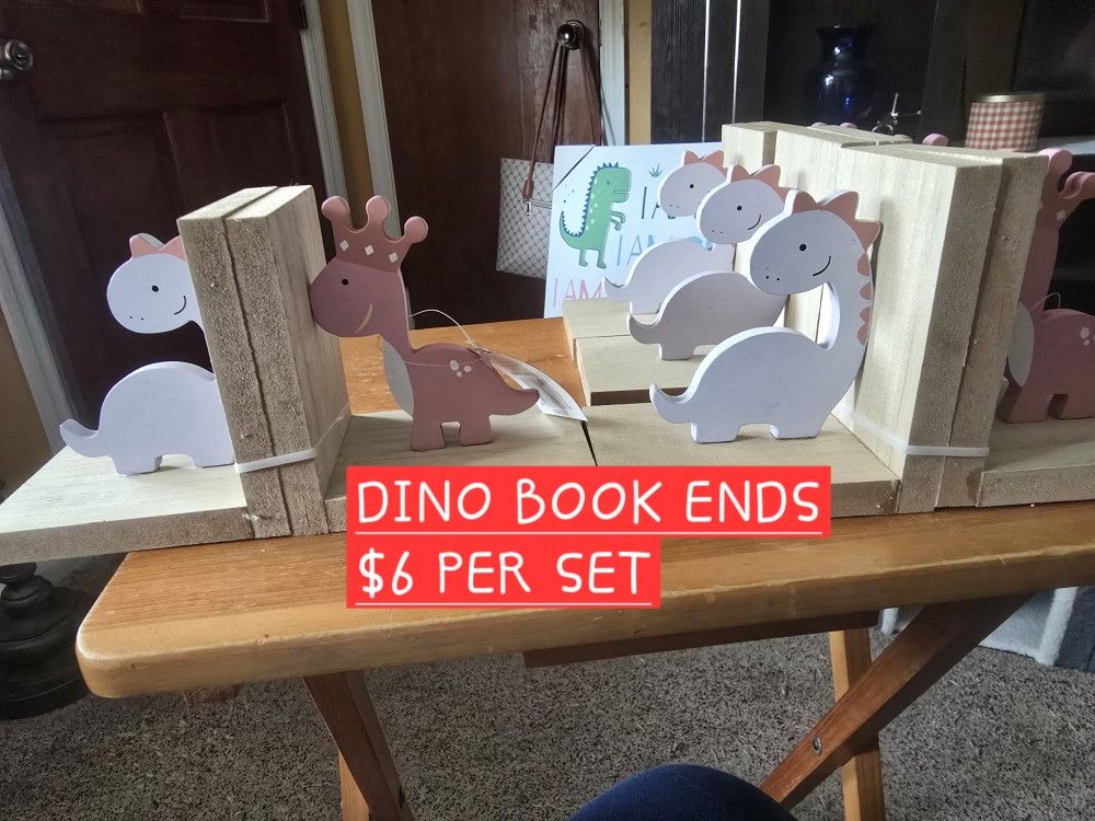 🆕️ DINOSAUR ITEMS. CLICK ON EACH PICTURE TO GET FULL VIEW. PRICE ON PICTURE.