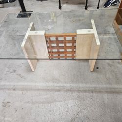 Coffee table (FREE)