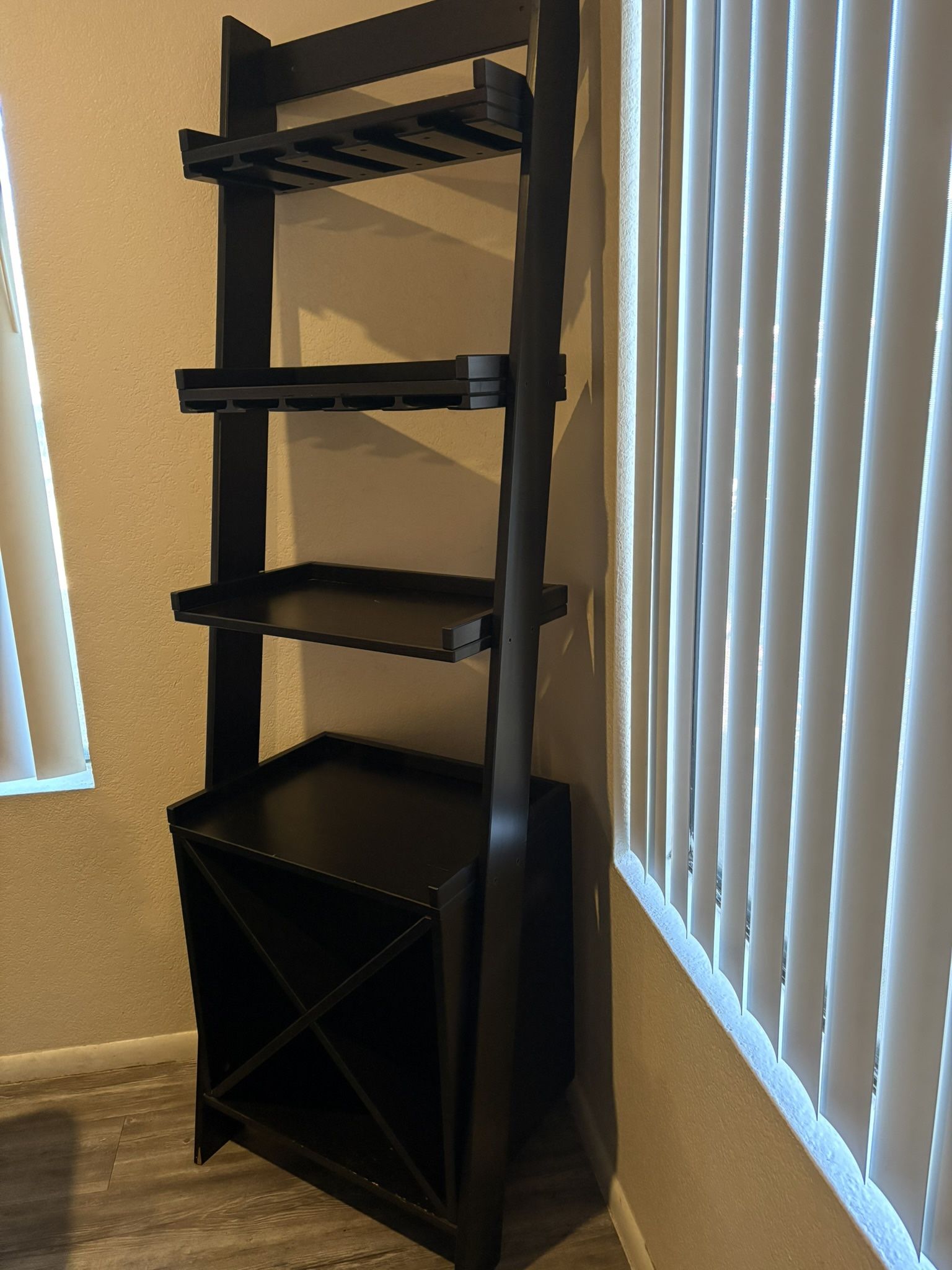 Bookshelf / Wine shelf Solid Wood