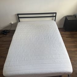 Bed Frame And Mattress , Size Full