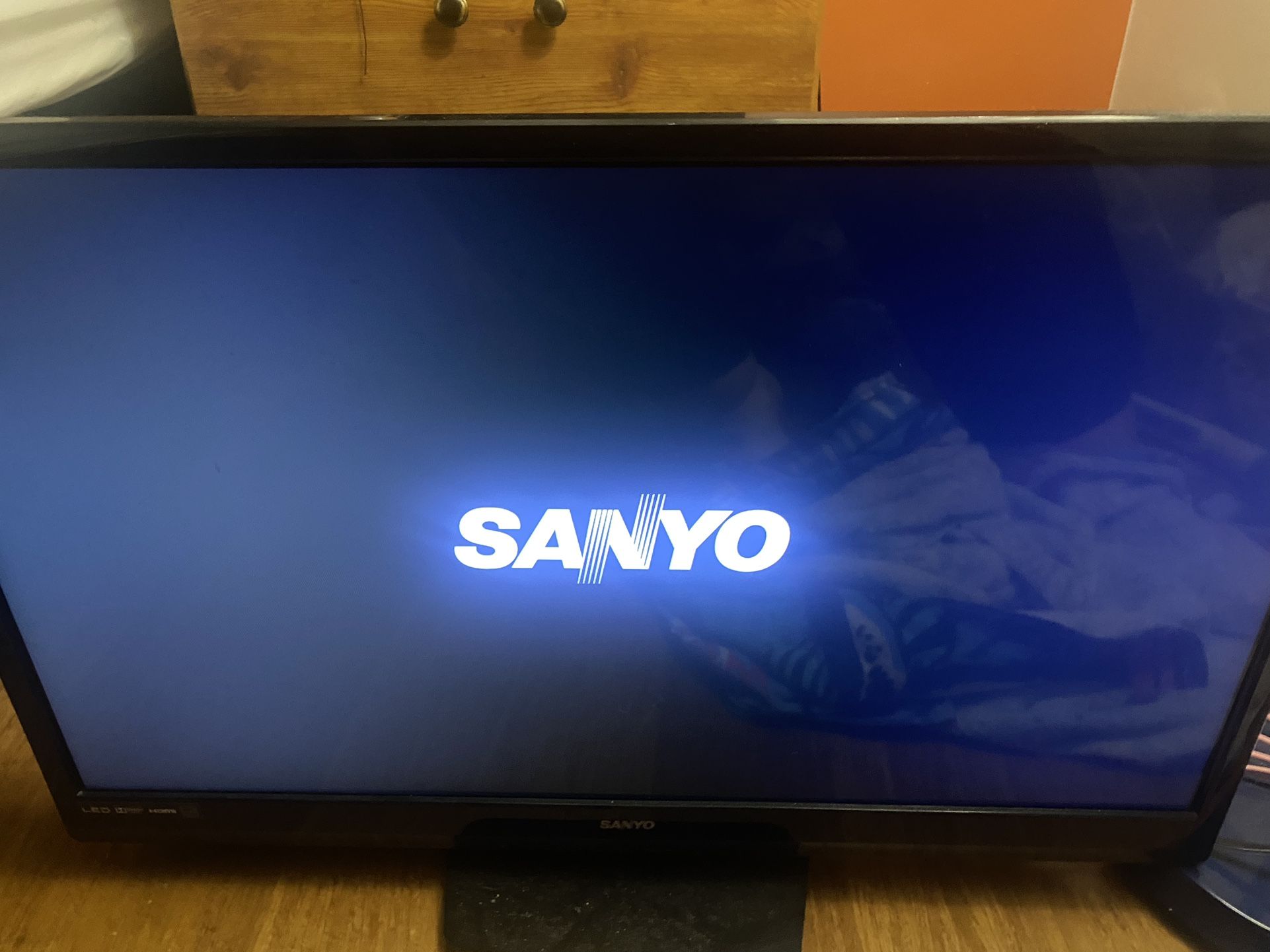 Sanyo 32” Tv