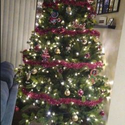 7.5ft Christmas Tree. 200 Obo