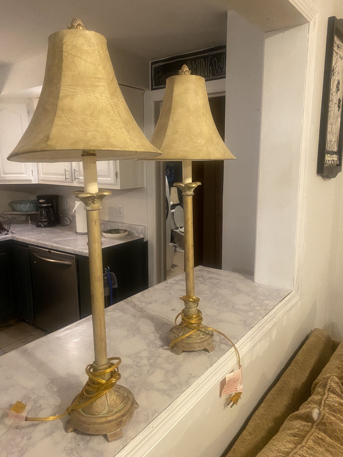 2 Traditional/ Beach Style Matching Lamps