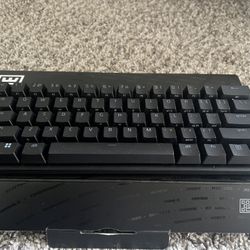 Razer Huntsman mini 60% 