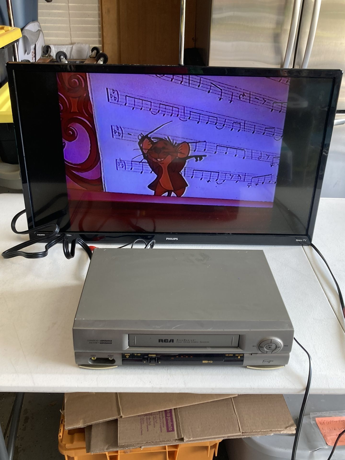 RCA Accusearch Four-Head VCR W/AV Cables In Gray “NO REMOTE” Tested & Works. 