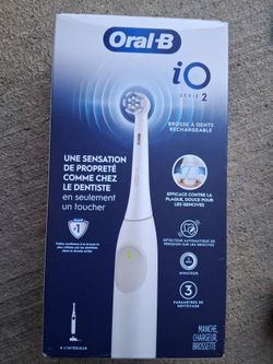Oral B iO Series 2 Rechargeable Electric Toothbrush