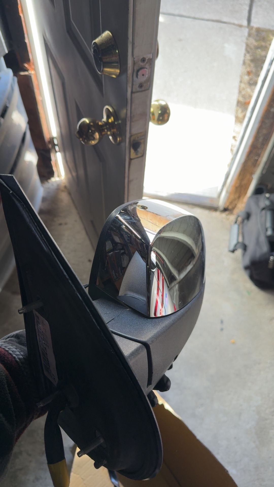 2011 Yukon Denali Headlight .electric Side Mirror Door Bezel