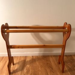 Hand Crafted Quilt Rack