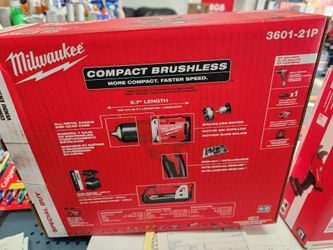 Milwaukee M18 1/2" compact drill driver kit. Batt incl.