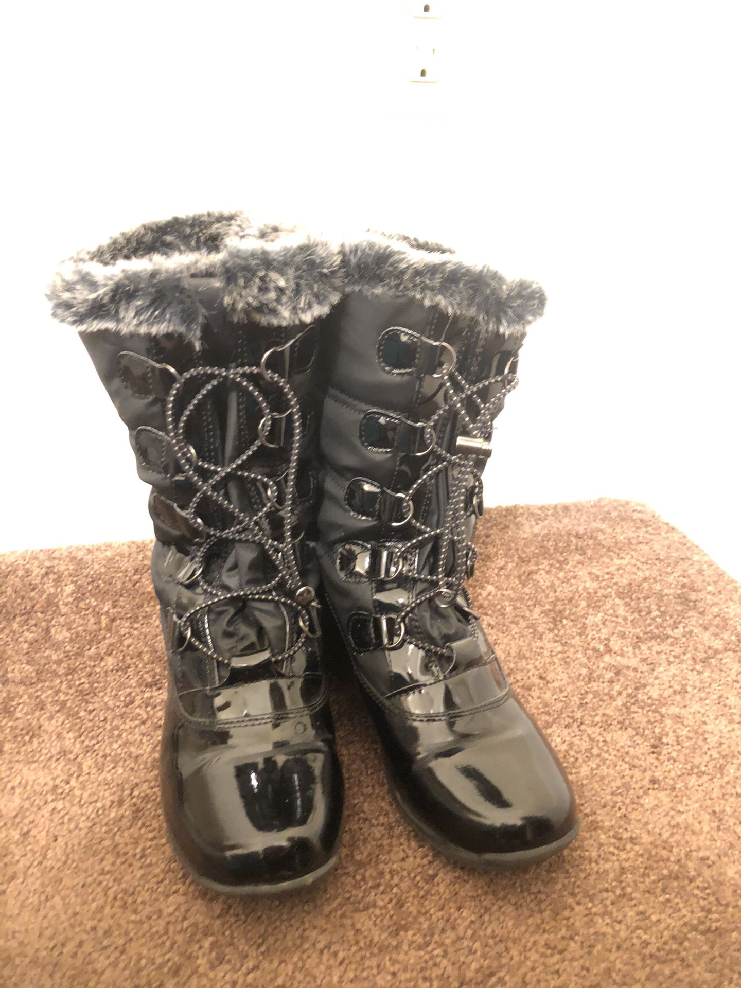 Women’s totes winter boots