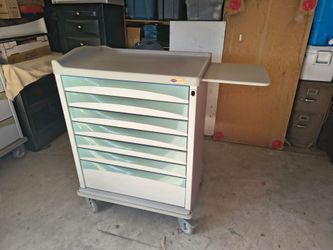 Capsa tools box tools cart aluminum..H..44..W..33..D..22