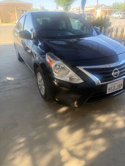 2019 Nissan Versa