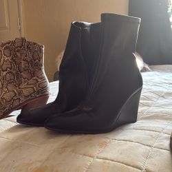 Women Boots