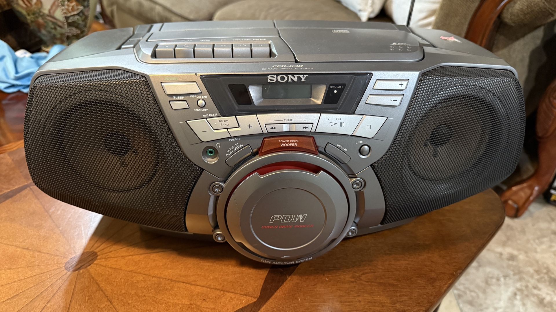 Sony CFD-G30 Stereo Boombox Blaster CD Cassette AM/FM Radio Aux *Tested*